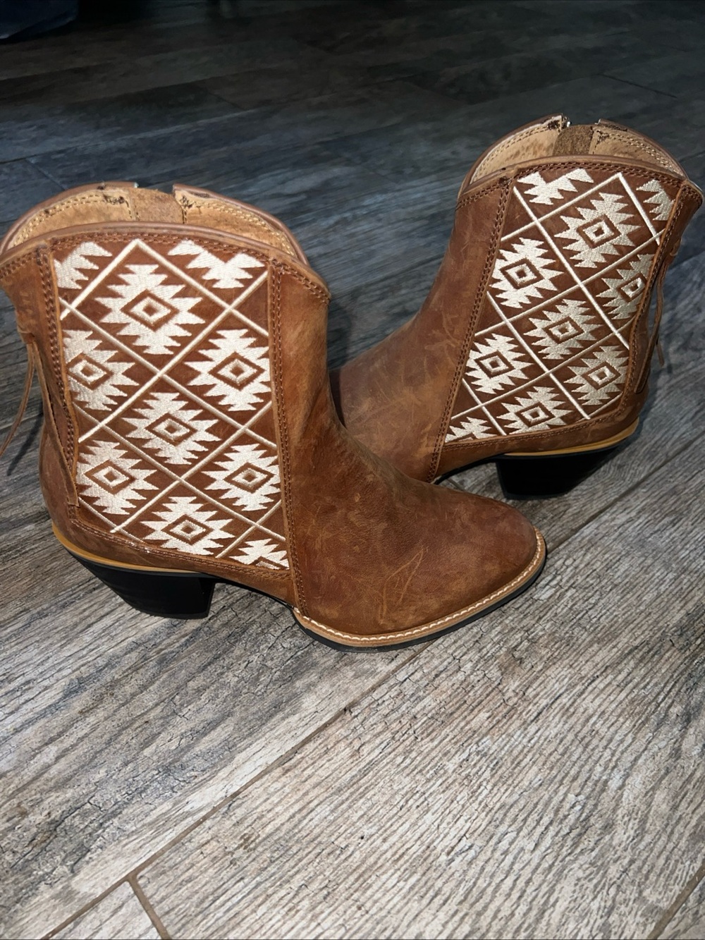 Twisted X Aztec Southwestern Printed Leather Ankle Boot Bootie Western Festival